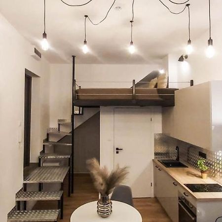 Bezagenta Mozart2 Loft Studio Easy Access To City Варшава Экстерьер фото